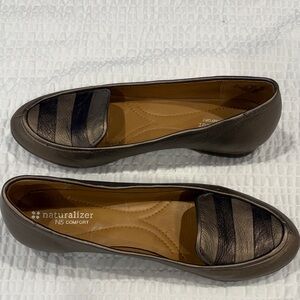 Naturalizer N5 Comfort  Women's Dark Brown & Bronze Flats